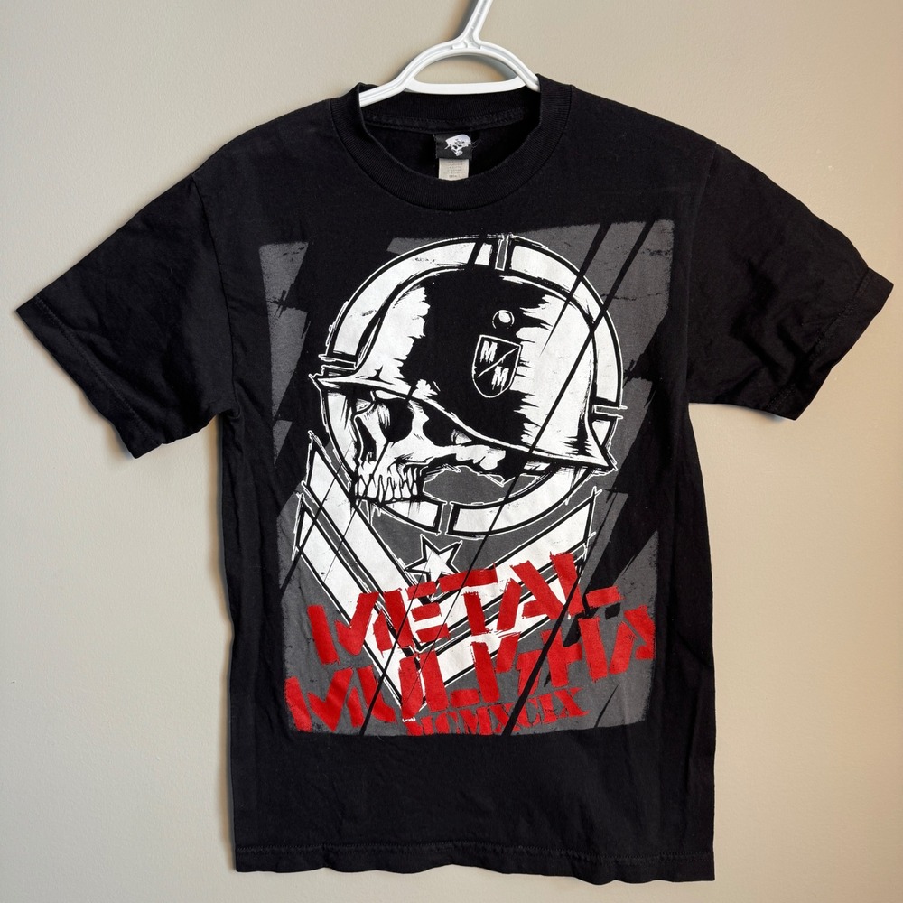 Metal Mulisha Skull Helmet Graphic T-Shirt Black Mens Small Y2K‎ Streetwear
